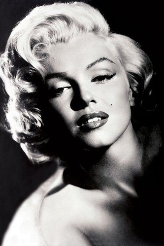 Marilyn monroe glamour large - marilyn,